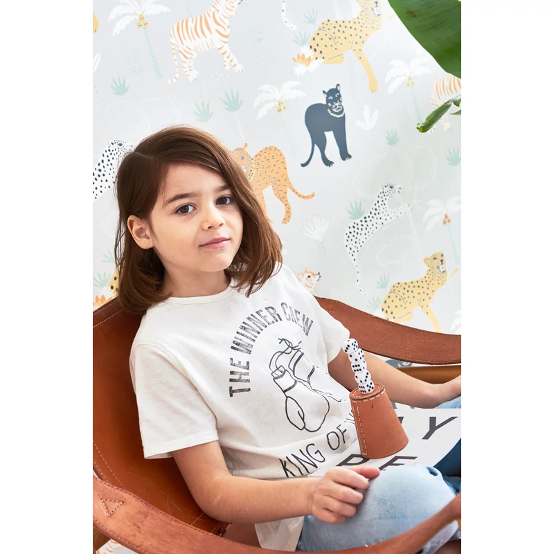 Majvillan Párduc mintás szürke vlies gyerek tapéta Black Panther Light Grey 53 cm X 10 m